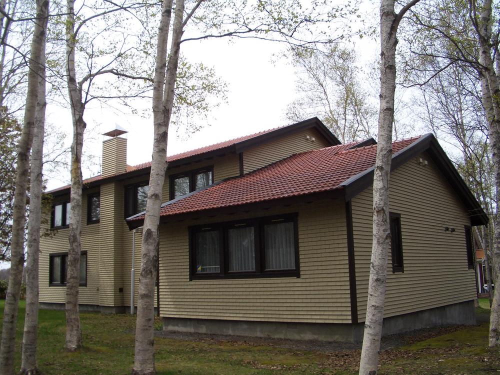 Local appearance photo. Local (10 May 2013) Shooting