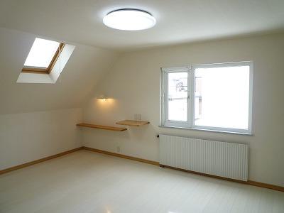 Non-living room. 2 Kaiyoshitsu