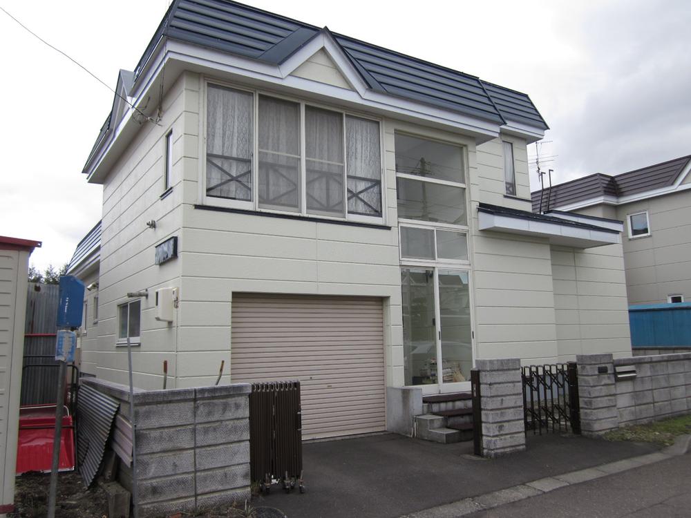 Local appearance photo. local