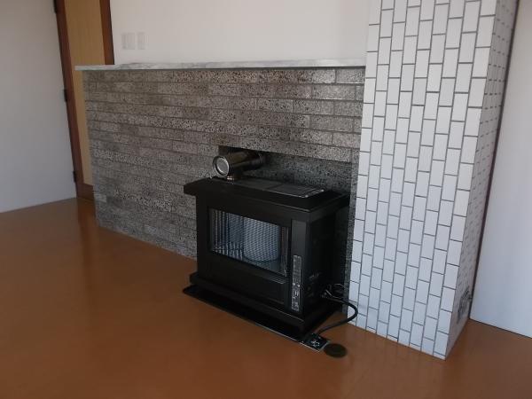 Other introspection. The first floor living room of the stove