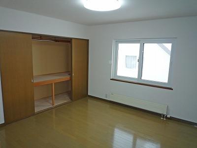 Non-living room. 2 Kaiyoshitsu (1)