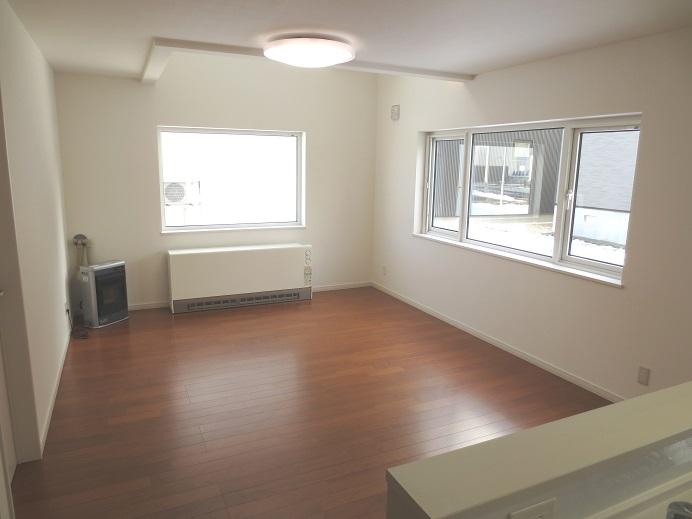 Living. Local (12 May 2013) Shooting