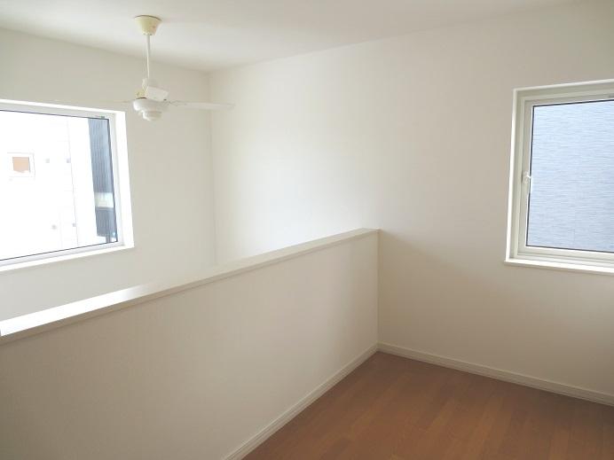 Other introspection. Family Hall Local (12 May 2013) Shooting