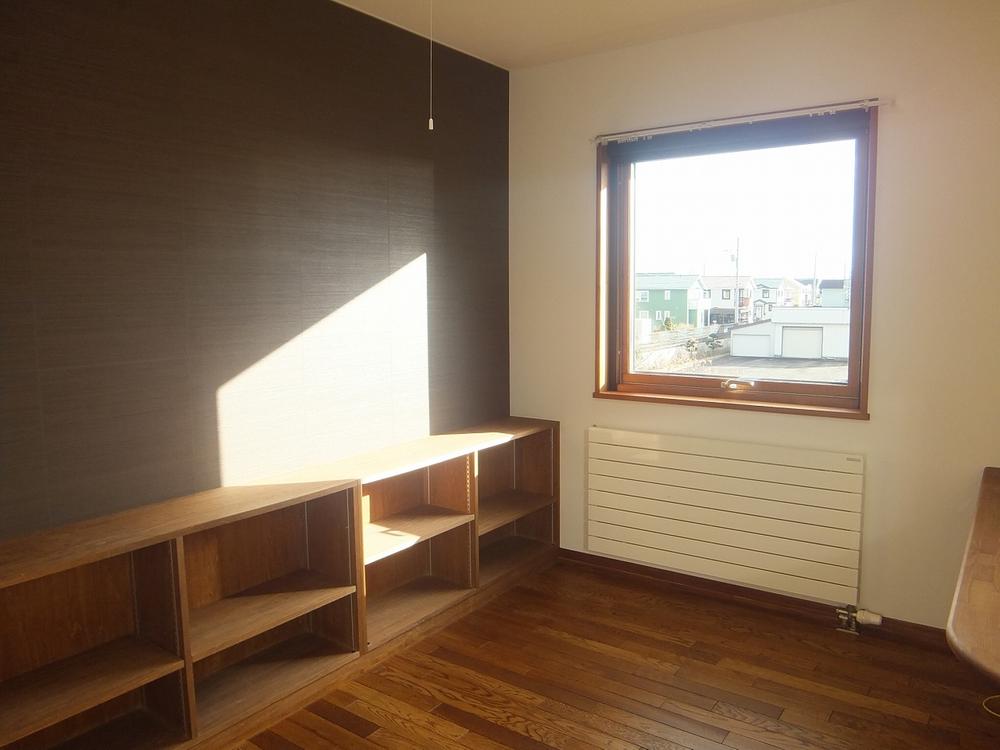 Non-living room. Indoor (11 May 2013) Shooting