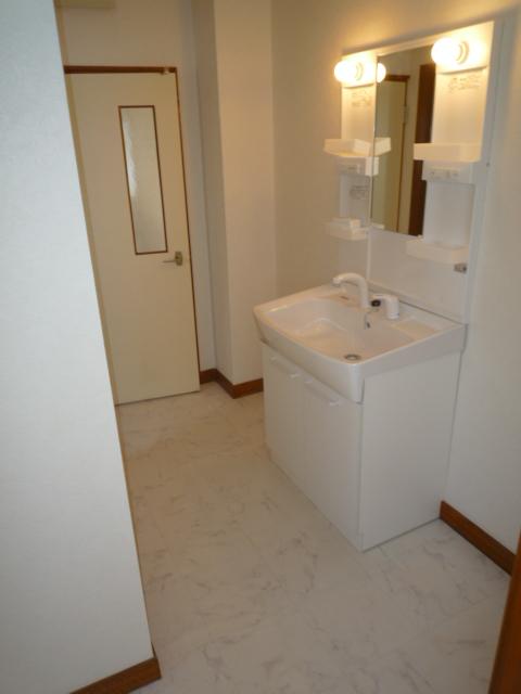 Other introspection. Local (April 2012) shooting