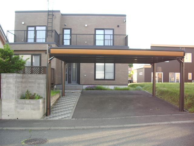 Local appearance photo