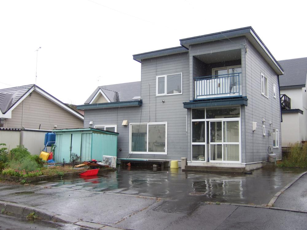 Local appearance photo