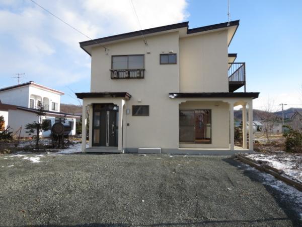 Local appearance photo. outer wall ・ Also painted roof.