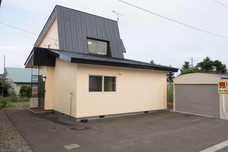 Local appearance photo