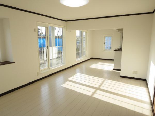 Living. Yang per well in the south LDK.