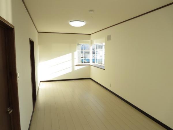 Non-living room. Per yang also Batchigu!