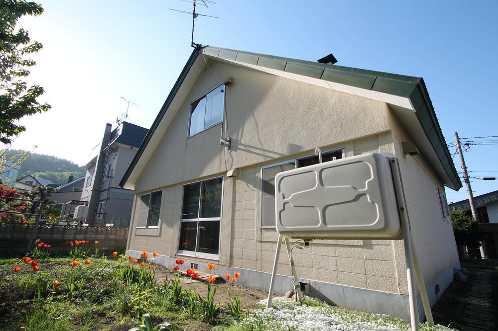 Local appearance photo. Local (May 2013) Shooting