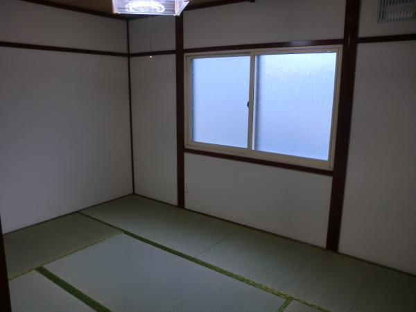 Non-living room. Second floor Japanese-style room 6 tatami Feels good when it comes to next to on the tatami