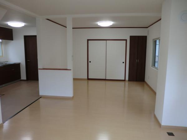 Living. 16 Pledge of living of so spacious comfortable