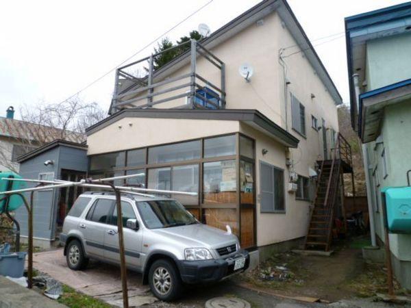 Local appearance photo