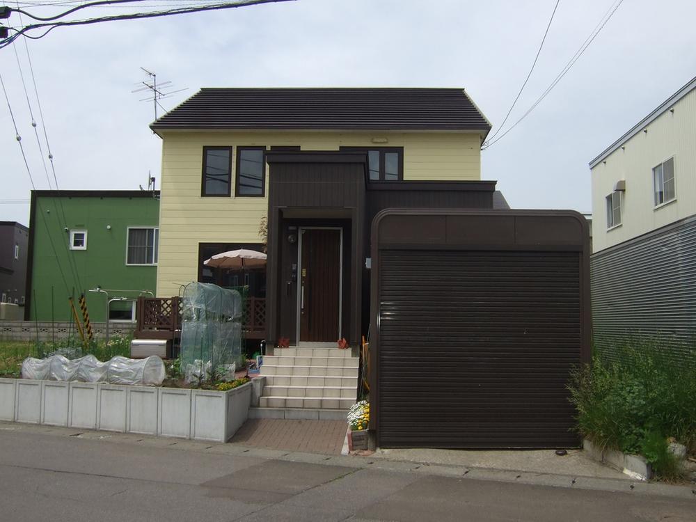 Local appearance photo