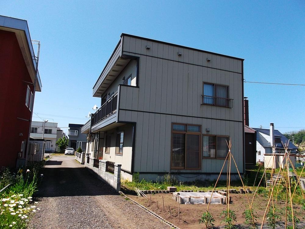 Local appearance photo