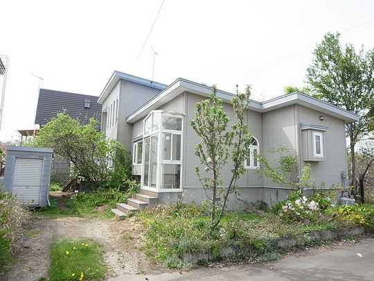 Local appearance photo