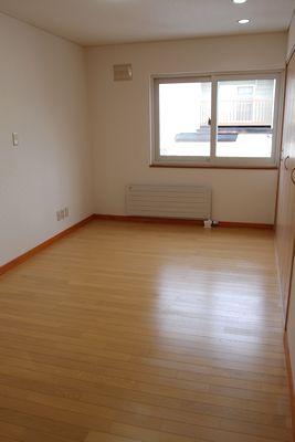 Non-living room. Indoor (12 May 2013) Shooting