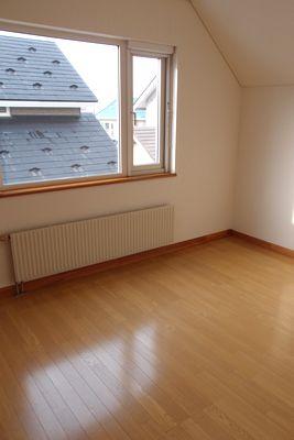 Non-living room. Indoor (12 May 2013) Shooting