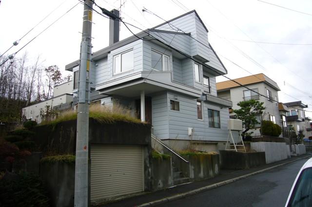 Local appearance photo. Local (11 May 2013) Shooting