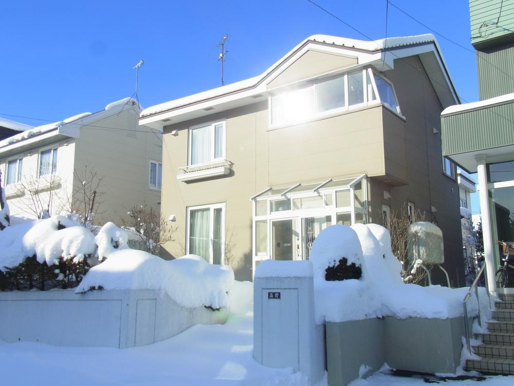 Local appearance photo. Daiwa House construction of spacious 4LDK! 