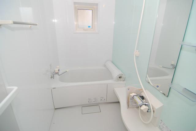 Bathroom. Unit bus exchange