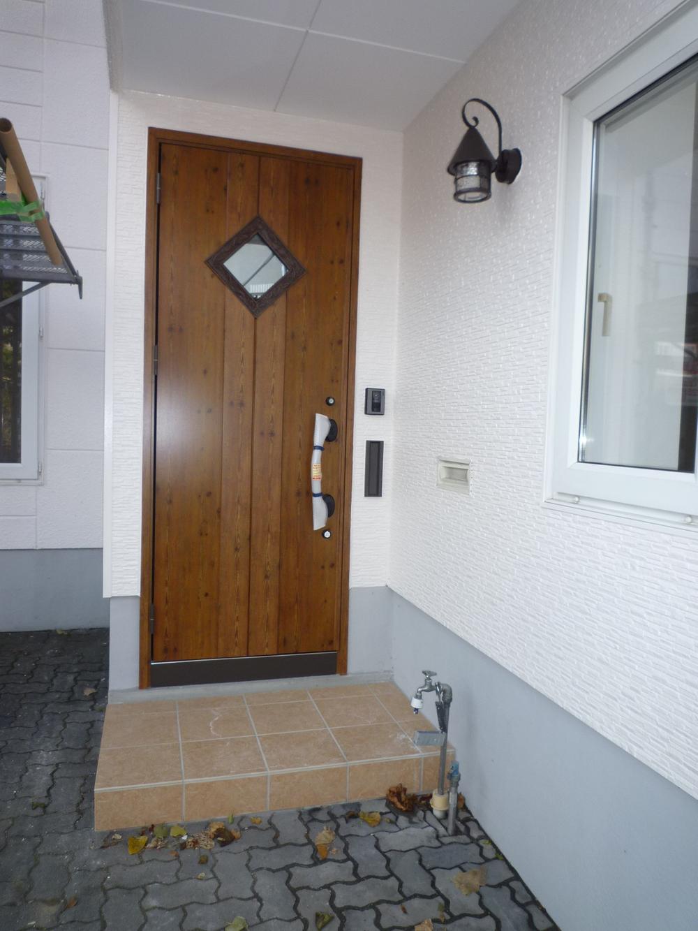 Entrance. Entrance (outside)