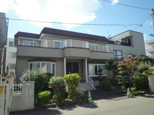 Local appearance photo. Taking the property appearance (1)