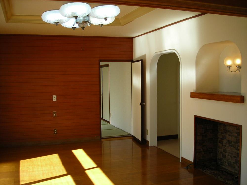 Living. Indoor (09 May 2013) Shooting