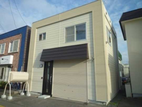 Local appearance photo. The property appearance (1)