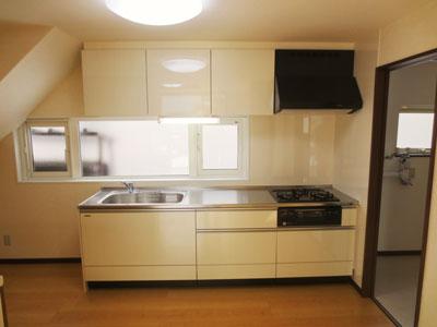 Kitchen. System kitchen can deftly cuisine in the 3-burner stove with the new article