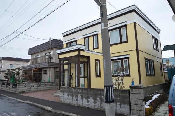 Local appearance photo