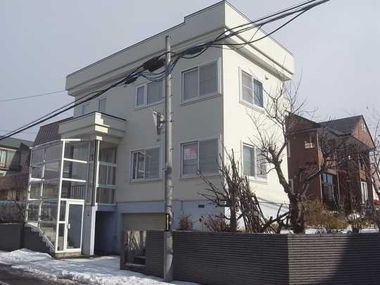 Local appearance photo