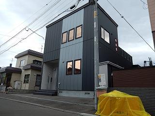 Local appearance photo. Local (May 2013) Shooting