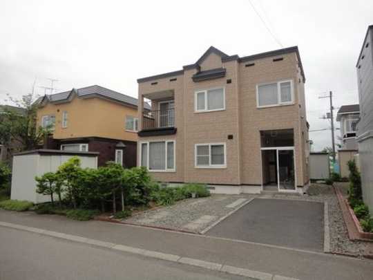 Local appearance photo. Appearance 1