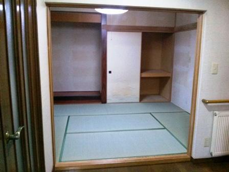 Non-living room. Indoor (12 May 2013) Shooting