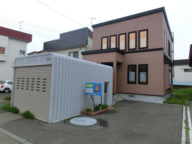 Local appearance photo. appearance ・ Parking space