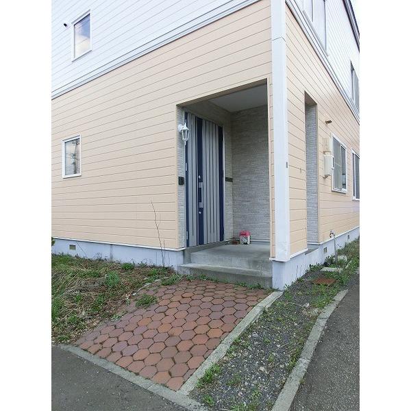 Local appearance photo