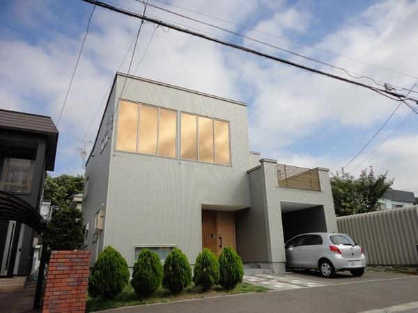 Local appearance photo