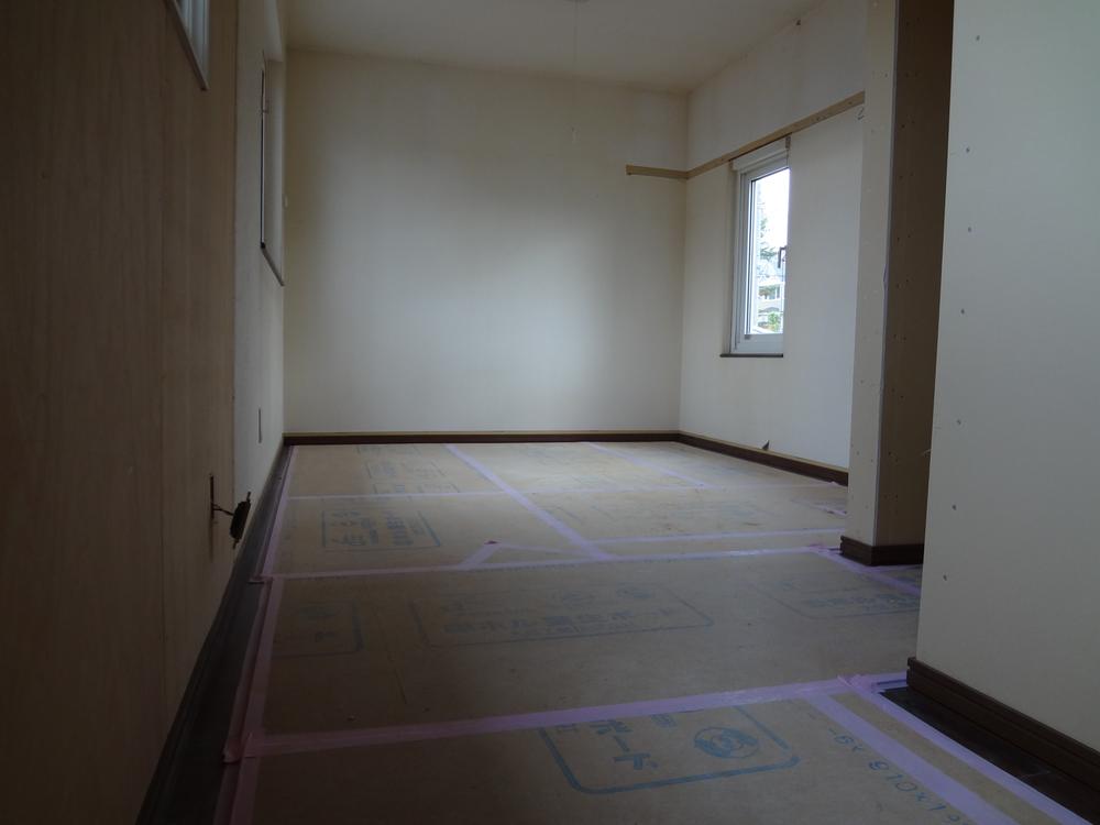 Non-living room. 2 Kaiyoshitsu