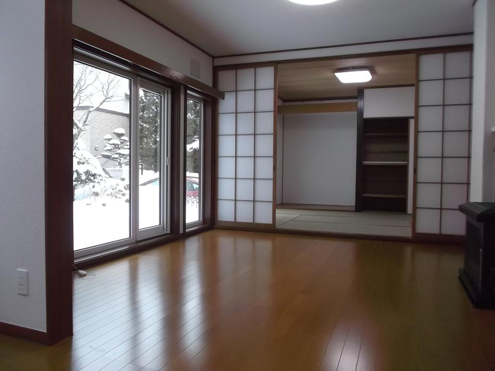 Living. Indoor (12 May 2013) Shooting