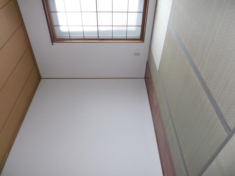 Non-living room. Indoor (12 May 2013) Shooting