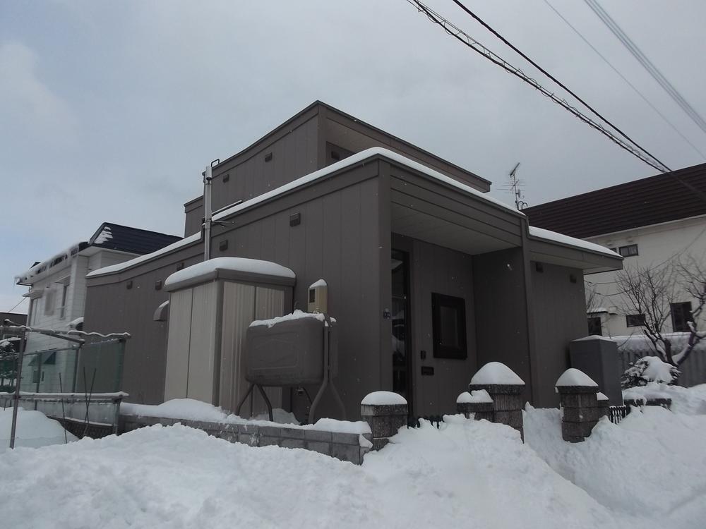 Other local. Indoor (12 May 2013) Shooting