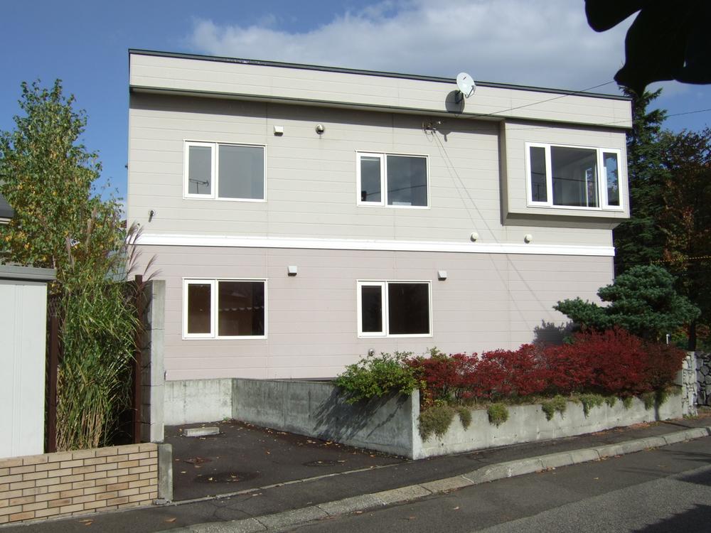 Local appearance photo