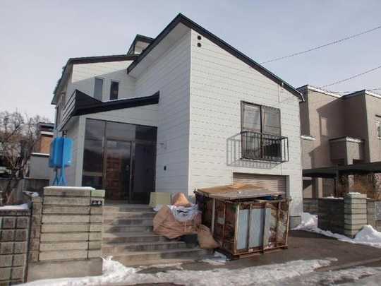 Local appearance photo