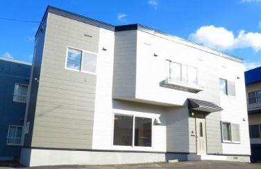 Local photos, including front road. Local (11 May 2013) Shooting