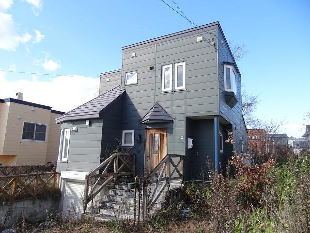 Local appearance photo. Local (11 May 2013) Shooting