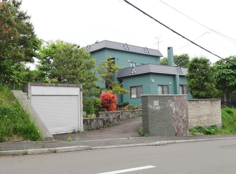 Local appearance photo