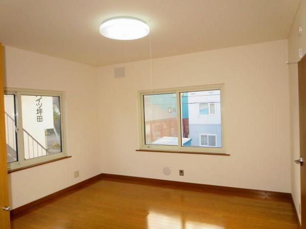 Non-living room. 2 Kaiyoshitsu 8 pledge